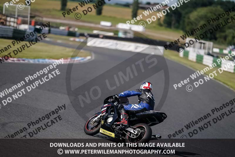 enduro digital images;event digital images;eventdigitalimages;mallory park;mallory park photographs;mallory park trackday;mallory park trackday photographs;no limits trackdays;peter wileman photography;racing digital images;trackday digital images;trackday photos